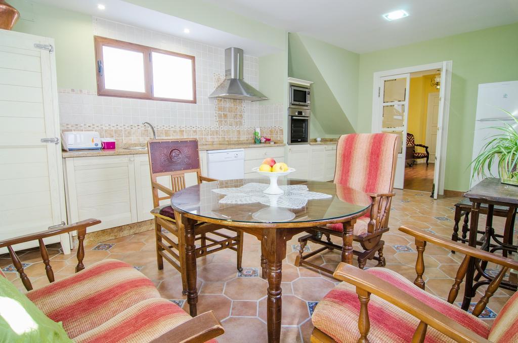 Apartamentos Salmerones Alhama de Granada Habitación foto
